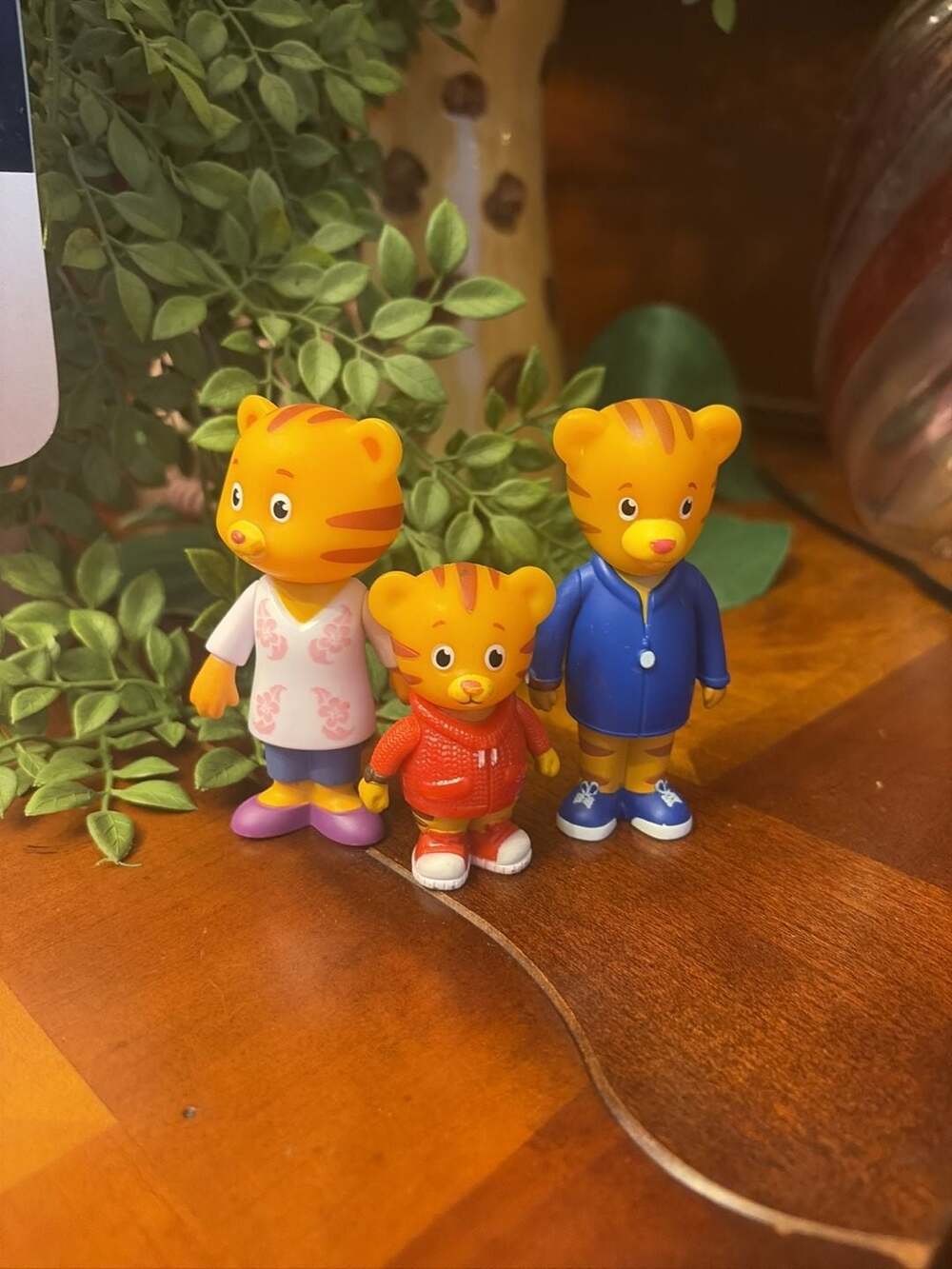 Daniel Tiger's Neighborhood Mom, Dad, and Daniel Tiger Family Figure Lot